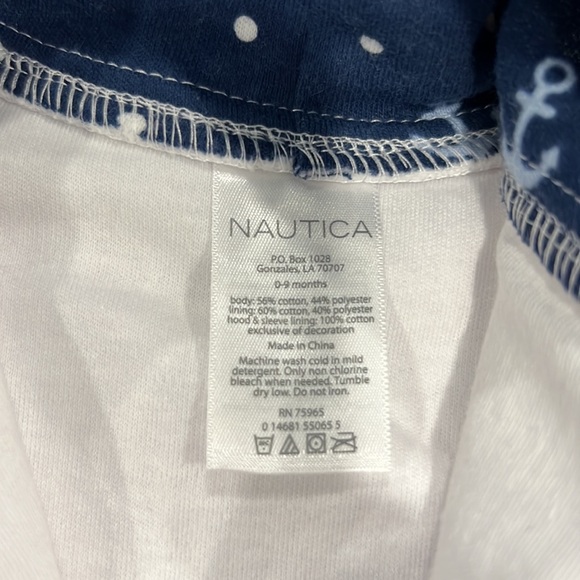 Nautica Infant Bathrobe - Picture 6 of 10